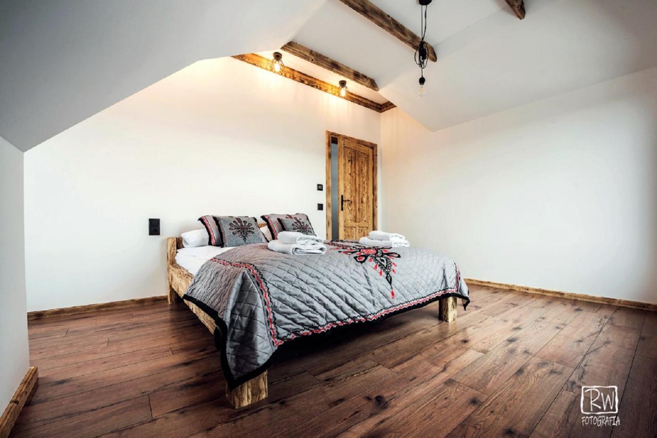 Laura Resort - Luxury Chalets Z Jacuzzi 샤플라리 외부 사진