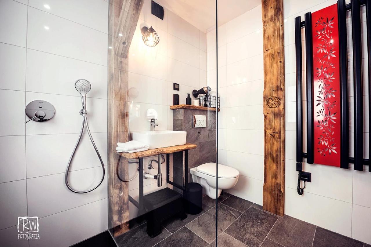 Laura Resort - Luxury Chalets Z Jacuzzi 샤플라리 외부 사진