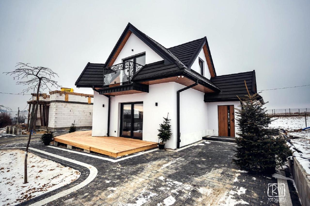 Laura Resort - Luxury Chalets Z Jacuzzi 샤플라리 외부 사진