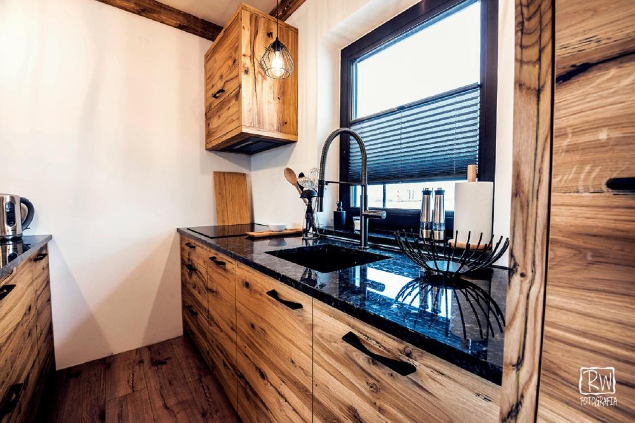 Laura Resort - Luxury Chalets Z Jacuzzi 샤플라리 외부 사진
